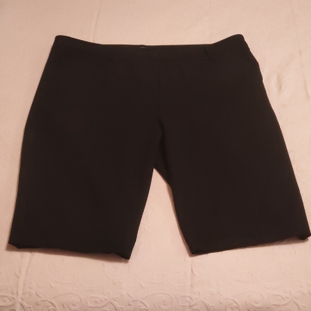 Larry Levine Black Bermuda Shorts